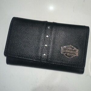 Harley-Davidson® Women's B&S Filigree 6 inch Tri-Fold Leather Wallet - Black